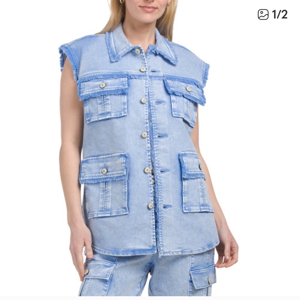 CINQ A SEPT Skylight Blue Sleeveless Vera Jacket.